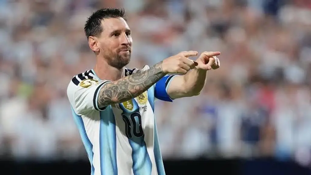 Lionel Messi Makes History